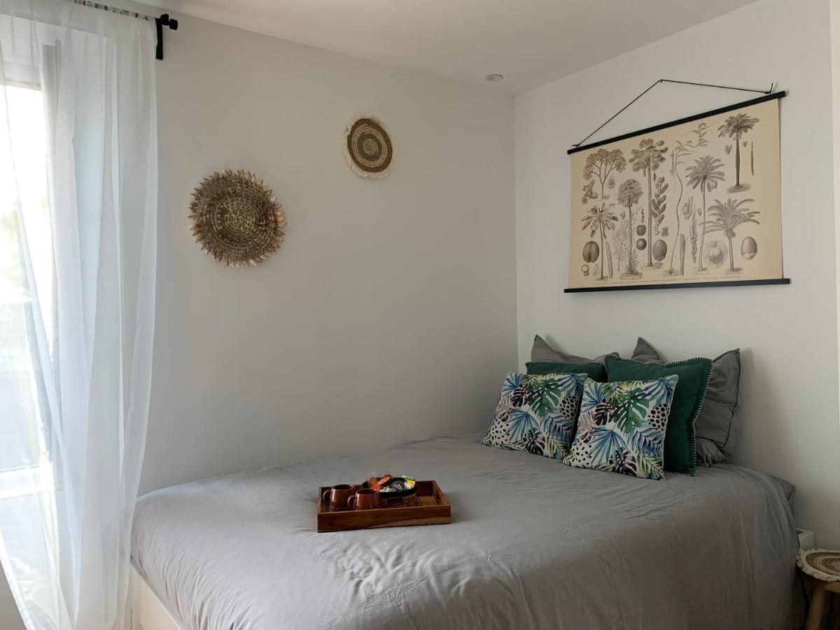 Le Petit Bali - Studio - Wifi - Parking - Coeur De Ville Pont-l'Abbe Exterior photo